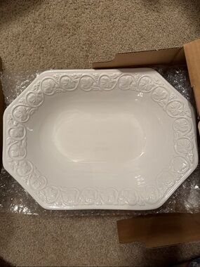 White 3-Piece Serving Dishes Set - Elegant Home Serveware